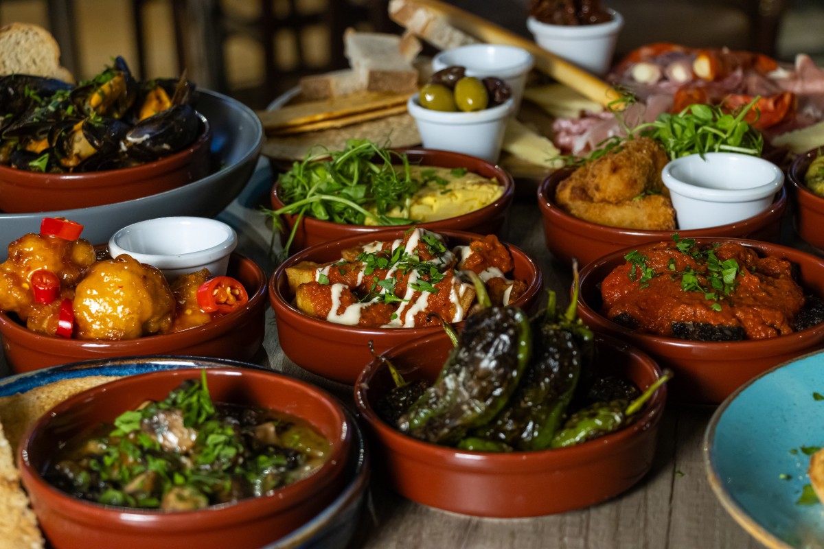 Abajo Bar & Grill