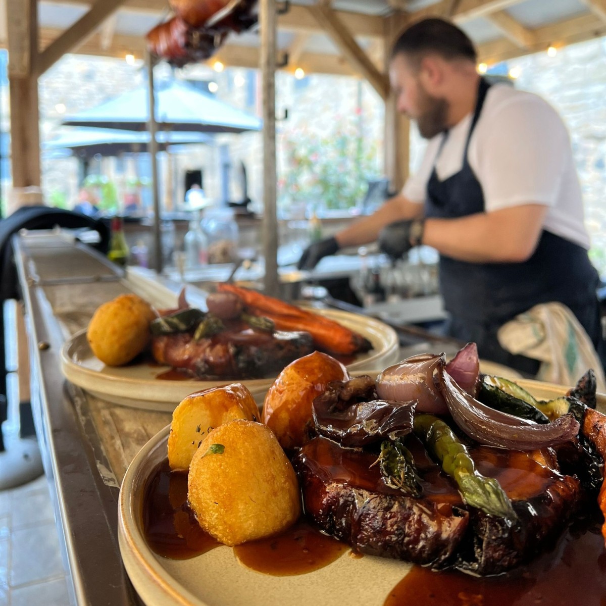 Blackfriars' Cloister Garden Hog Roast