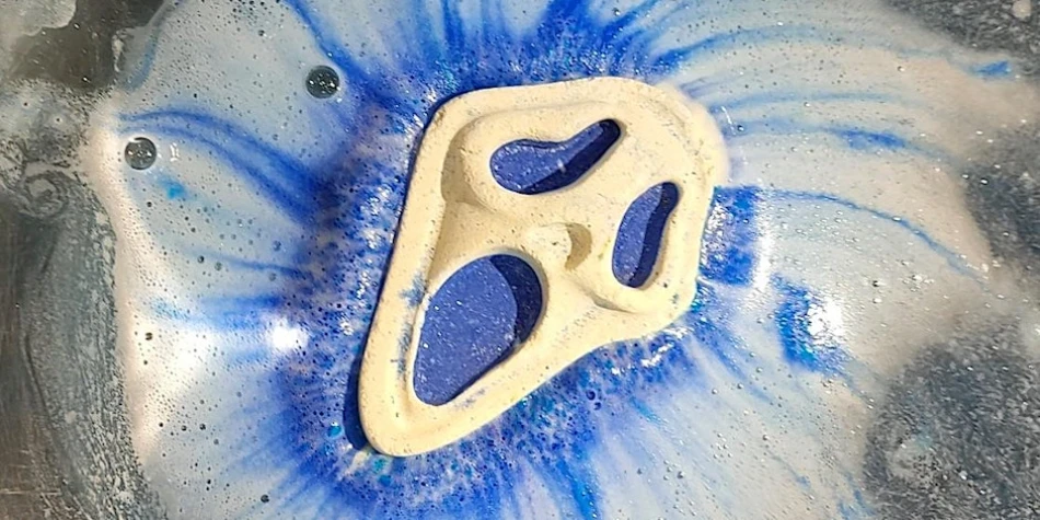 LUSH Halloween Lock-In