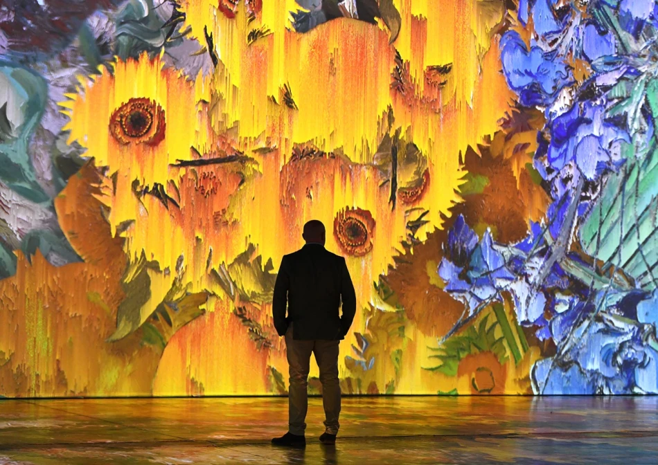 Bill Elms at Beyond Van Gogh, Photo by Andy Teebay