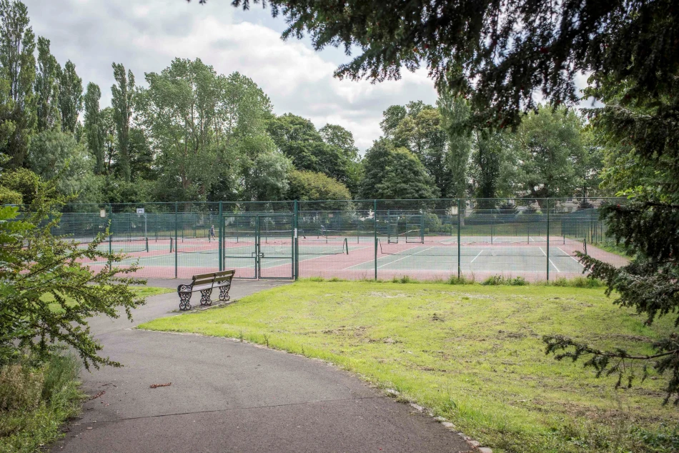 A tennis court