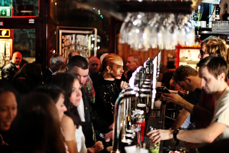 Alvinos | Get into Newcastle