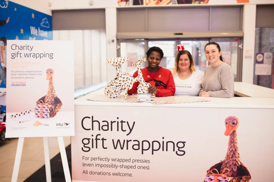 Need Your Gifts Wrapped? Intu Eldon Square's Charity Gift Wrapping Station Returns! Get into